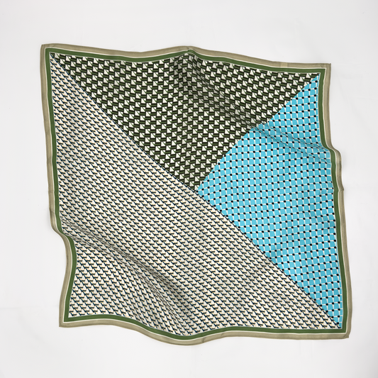 Siya Mullbärssilkes halsduk ALVA small 53x53 CM