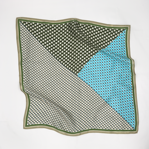 Siya Mullbärssilkes halsduk ALVA small 53x53 CM