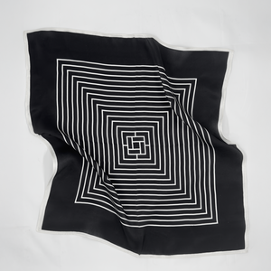 Siya Mullbärssilkes halsduk NOELLIE small 53x53 CM