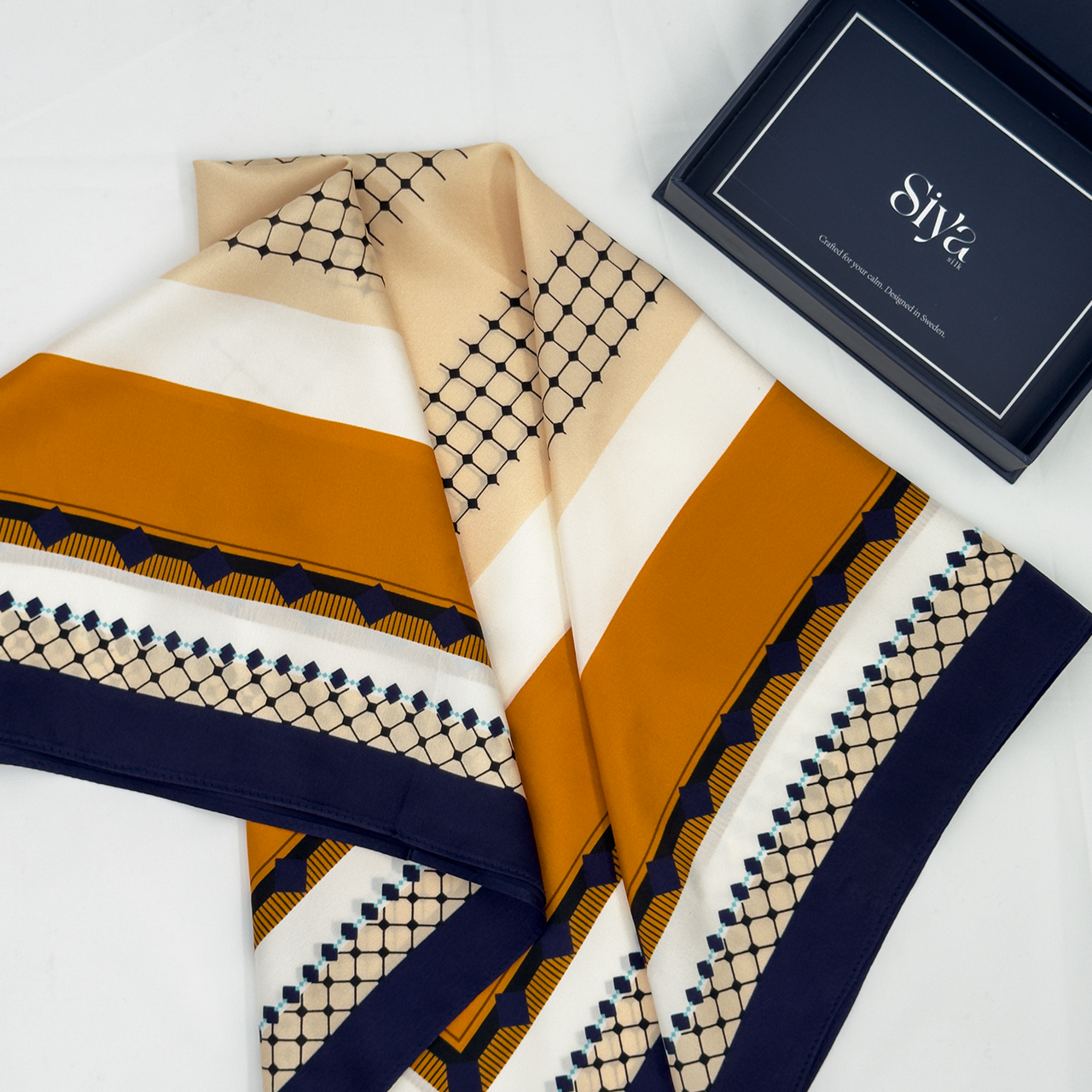 Siya Mullbärssilkes halsduk SOFIA medium 65x65 CM