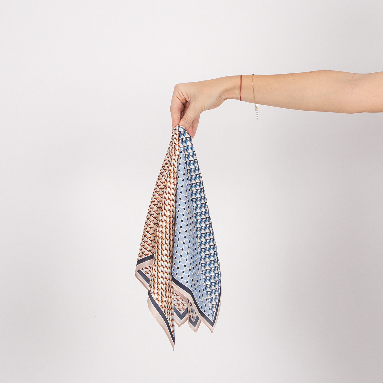 Siya Mullbärssilkes halsduk ELSA small 53x53 CM