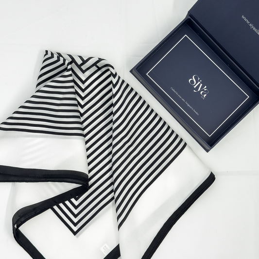 Siya Mullbärssilkes halsduk LUMI small 53x53 CM