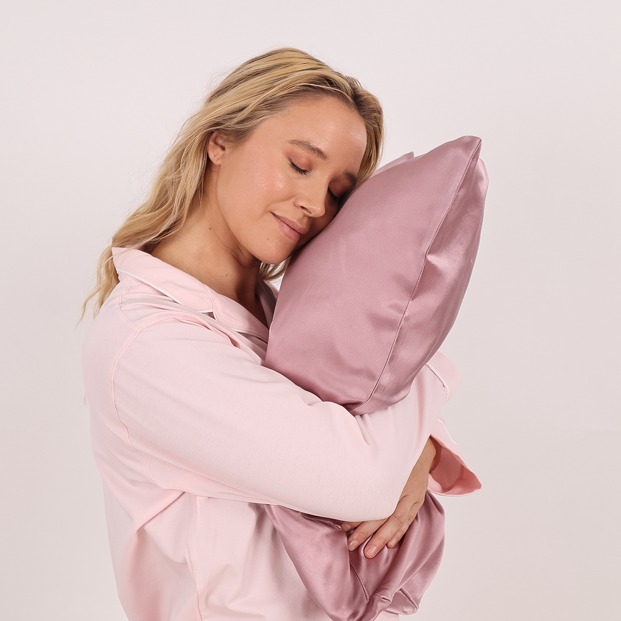 Siya 22 Momme Mullbärssilke Örngott Ivory Whisper